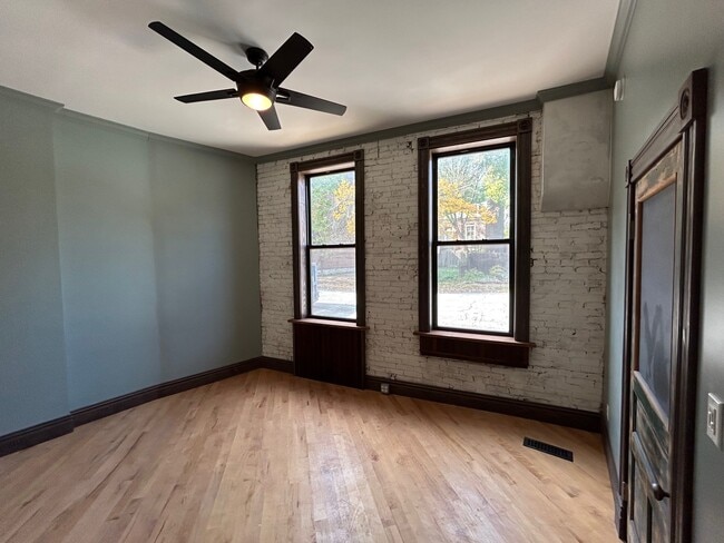 Photo - 2624 Pestalozzi St