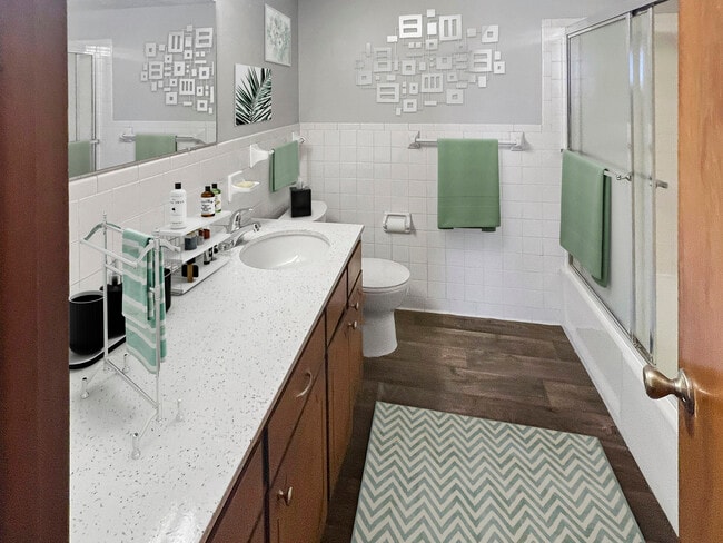 Photo - Fairlane at Aksarben