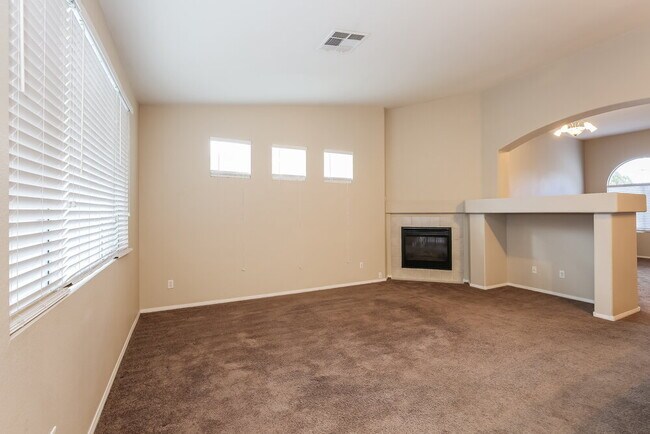 Photo - 5991 Halehaven Dr