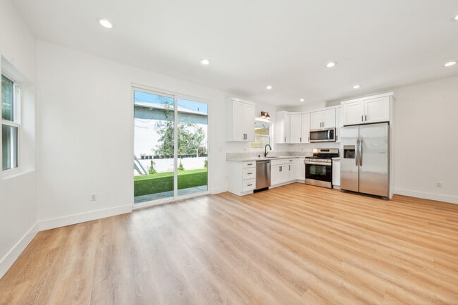 6009 W 85th Pl Unit 6009