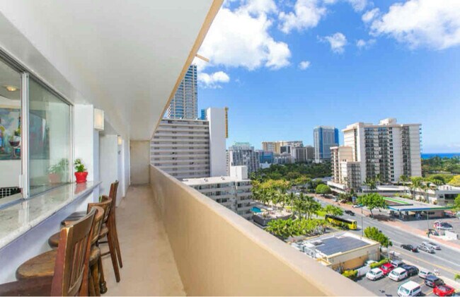 Photo - 419 Keoniana St