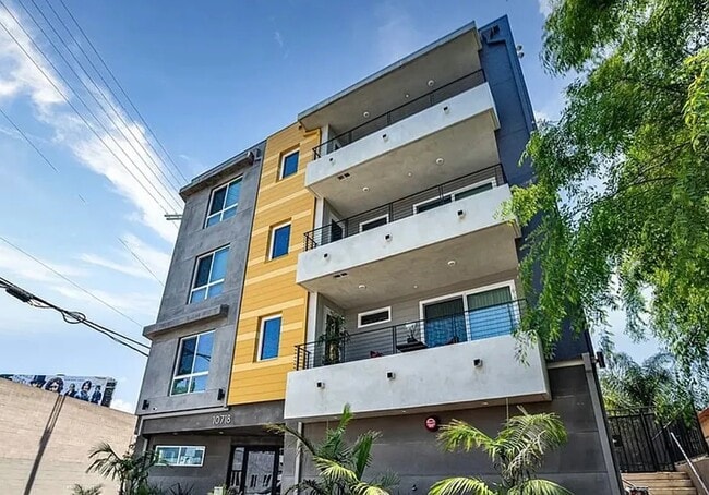 Building Photo - 10718 Acama St