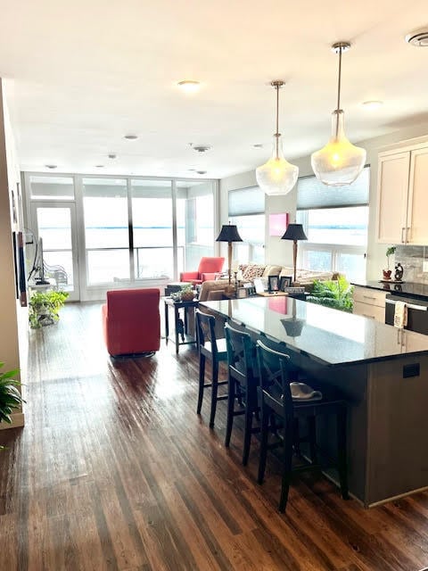 Photo - 624 E 1st St Unidad Apt # 301