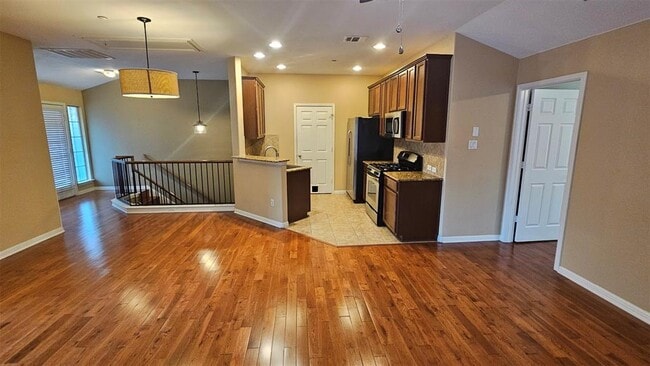 Photo - 1310 W Parmer Ln Unit 1701