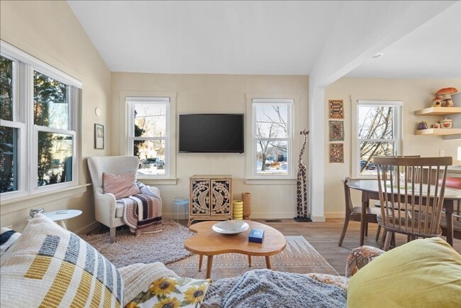 Photo - Stunning 4BR/2BA Home in Prime West End Lo...