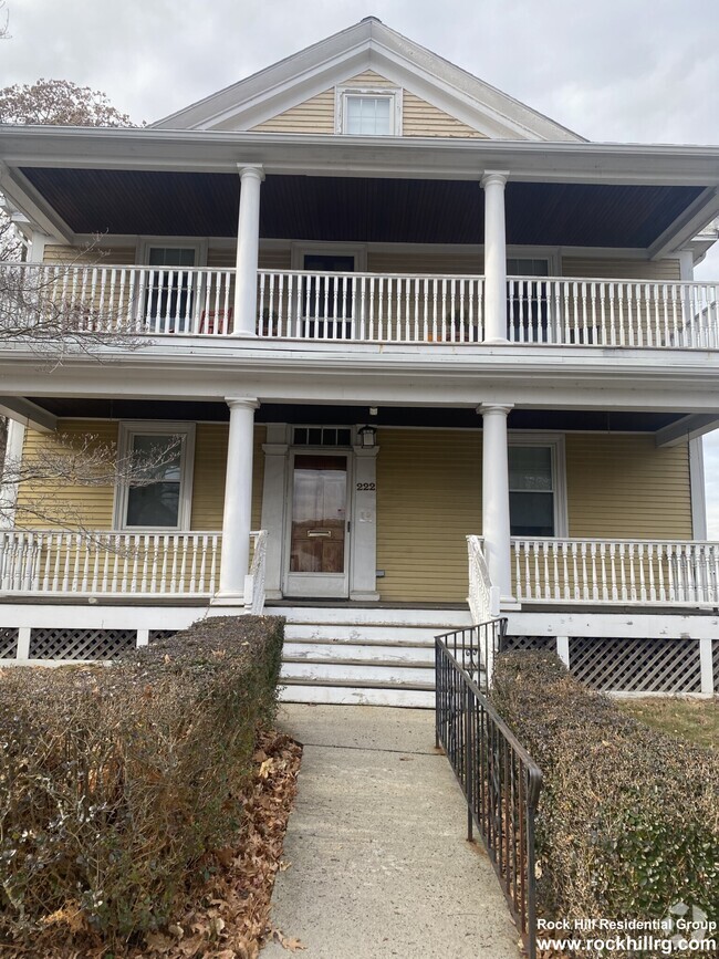 Building Photo - 222 Lake St Unit 2 Rental