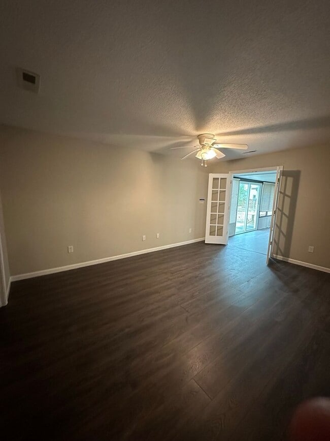 19 Marina Townes Dr
