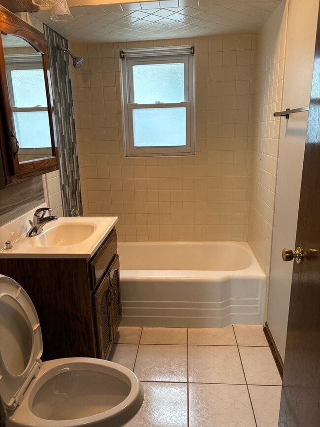 Photo - 9607 Merrimac Ave