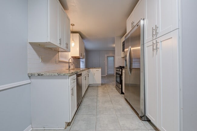 Photo - 7130 Carvel Ln