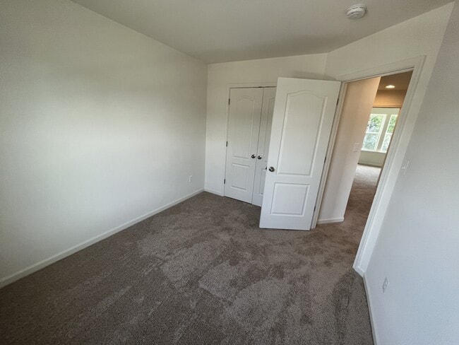 Photo - 164 Scotch Pine Dr