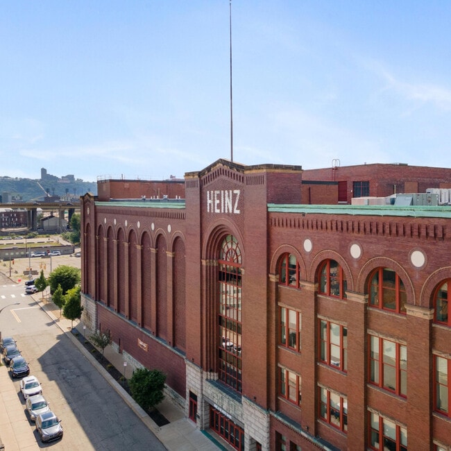 Building Photo - The Preserve at Heinz
