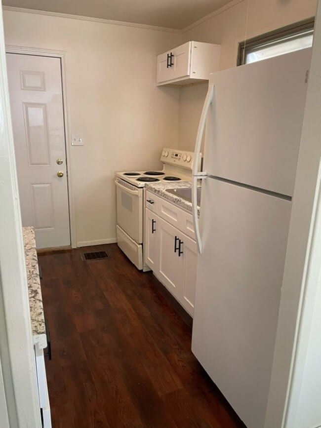 Photo - Charming 2-Bedroom Home in Prime Milwaukee...