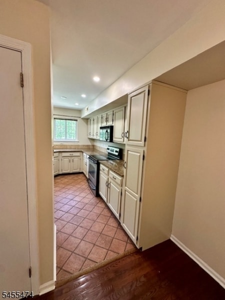 8 Crestmont Rd