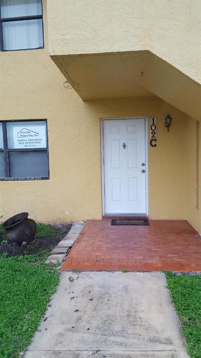 Photo - 14831 SW 80th St Apartamento Unidad 102