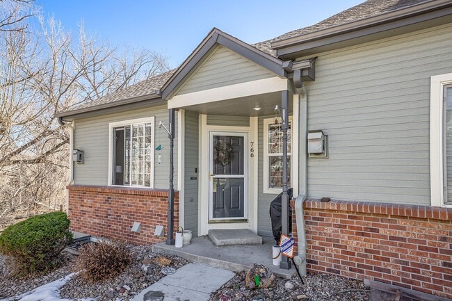 Photo - 2 Bedroom 2 Bathroom Townhouse in Jefferson Gardens