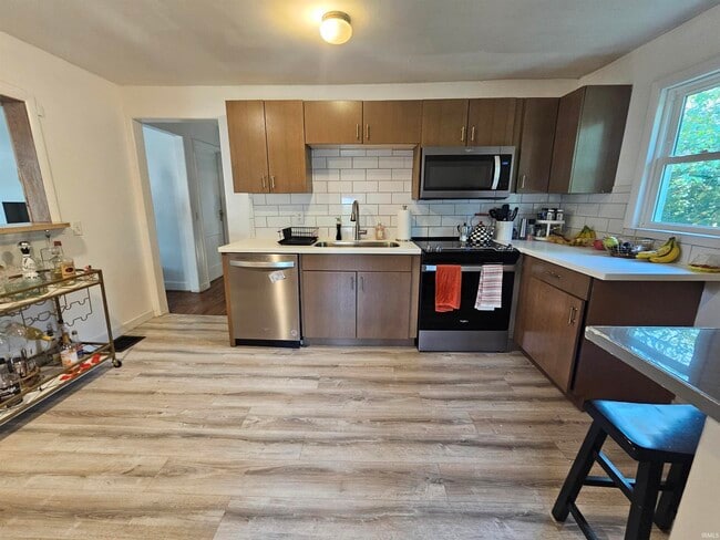 Photo - 817 N Park Ave