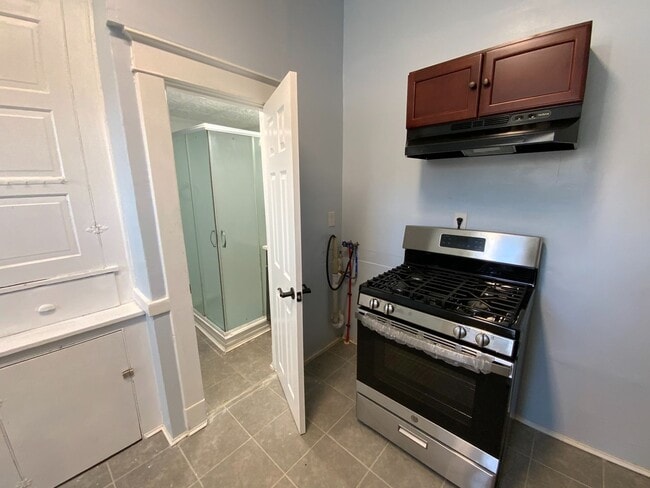 Photo - 263 Division St Unit 2 West
