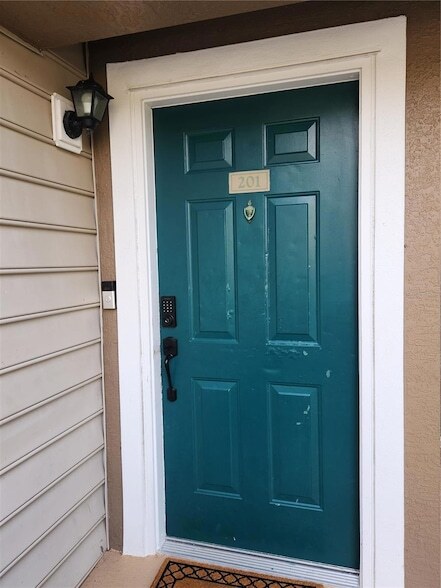 8926 Manor Loop Unidad 201