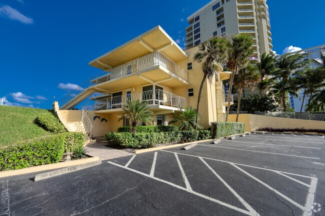 Building Photo - 5060 N Ocean Dr Unit A Rental