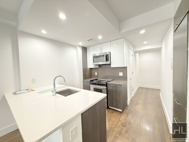 RENT STABILIZE  1 BED 2BATH with washer and dryer - WEST END AVENUE