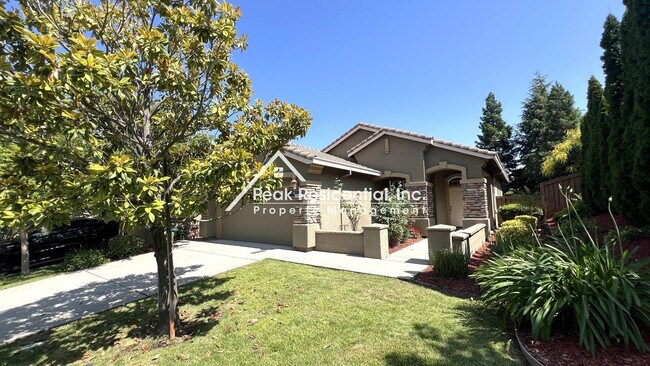 Photo - Beautiful 3bd/2ba Folsom Home with 2 Car G...