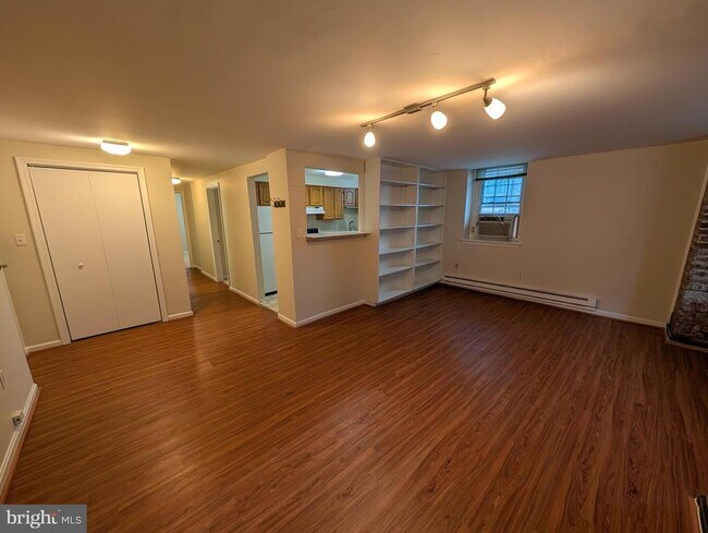 Photo - 1332 15th St NW Unit B2