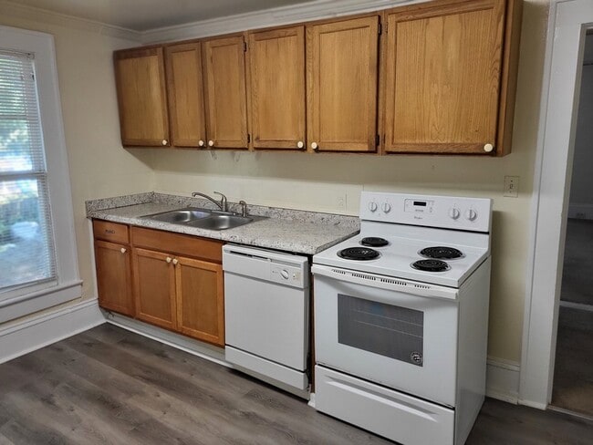 Building Photo - 1511 Hamorton Pl Unit Apartment 3