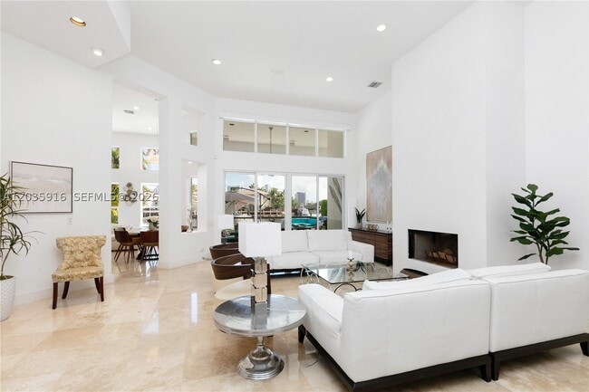 Photo - 954 Sanibel Dr