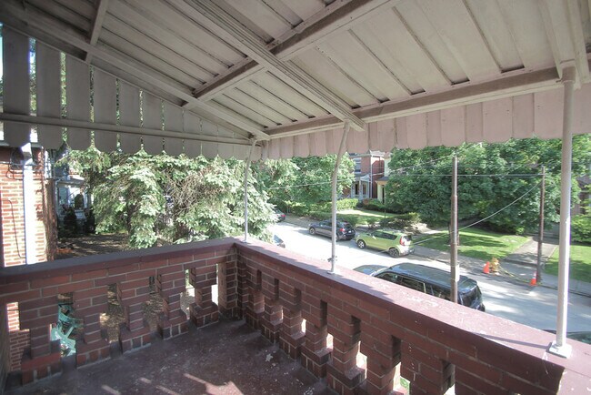 Photo - 415 Franklin Ave Unidad 2