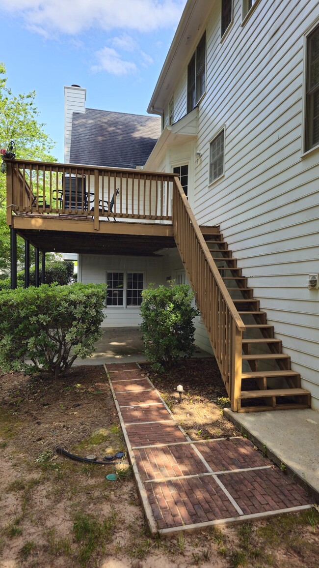 Photo - 1381 Providence Dr
