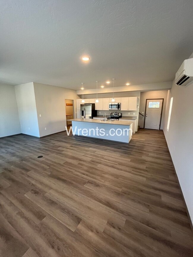 Photo - 1312-1314 E Farwell Unidad 1314 E Farwell