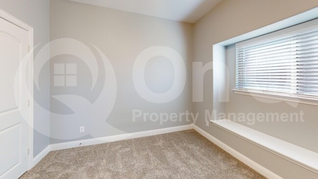 Photo - 4006 Whitetail Ln