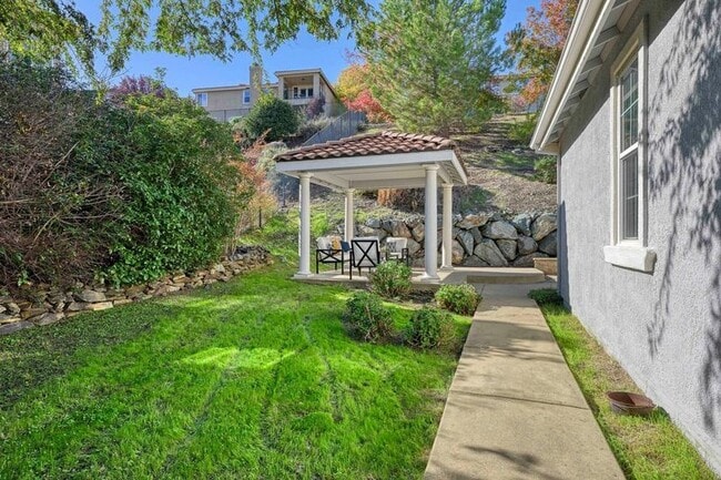Photo - Beautiful home in Serrano. Must See!