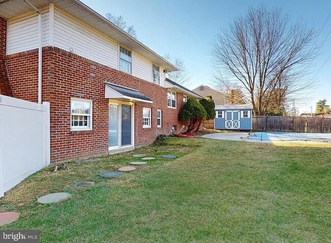 Photo - 213 Wayne Dr