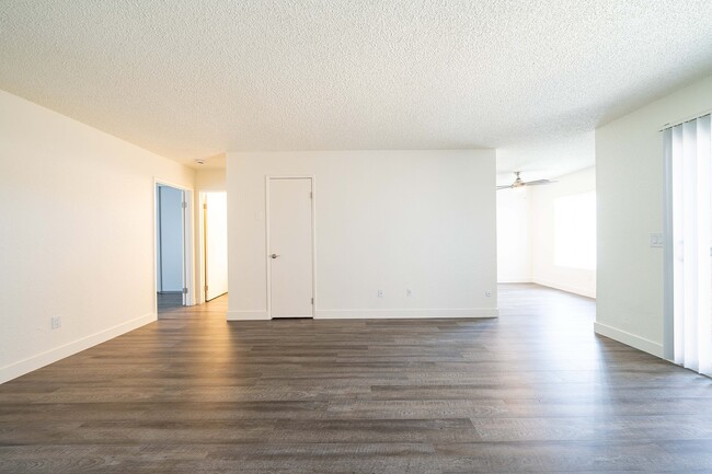 Photo - 1440 Oak Dr Unit A06