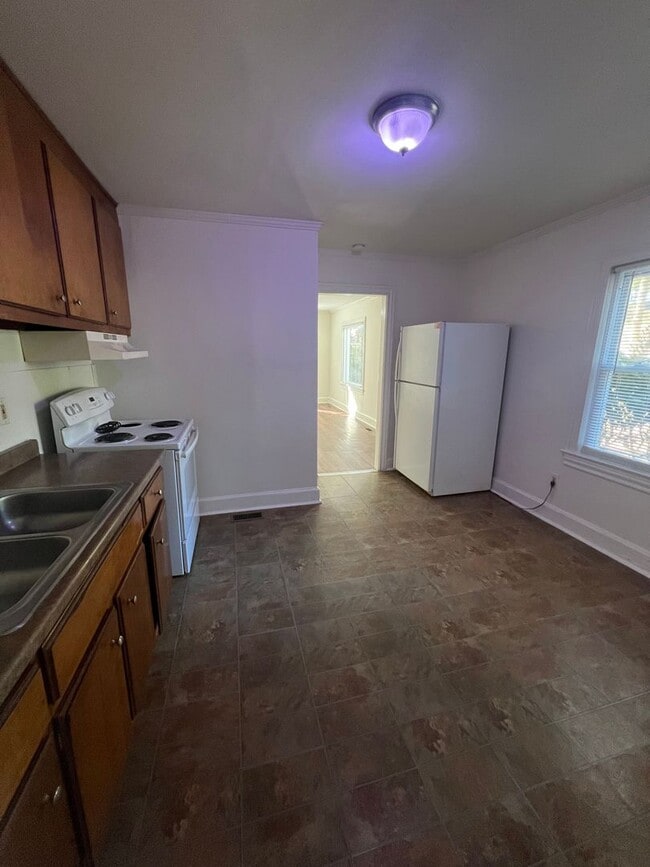 Photo - Charming 2 bedroom, 1 bathroom Home Located in the Desirable Greenville, SC Area!