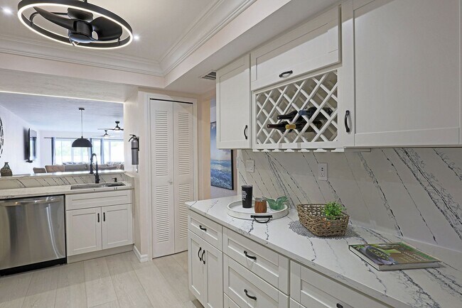Photo - 11921 Seabreeze Cove Ln Unit 11921 Seabreeze Cove Lane, 208