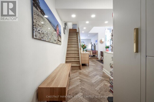 Photo - 27 Gibson Ave