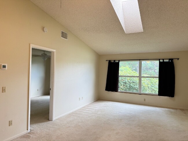 Photo - Spacious 2BR/2BA Condo with Vaulted Ceilin... Unit Apt J-8