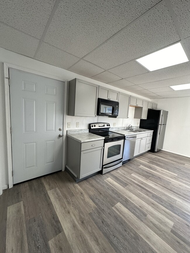 Photo - 113 E Middle St