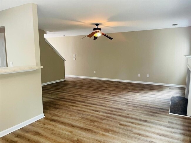 Photo - 2430 Mayfair Dr