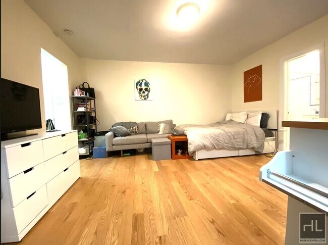 Photo - West 10th Street Unit 2G