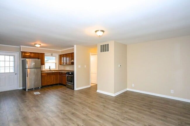 Photo - 2 Bedroom in Lawrence