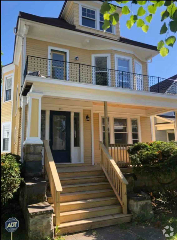 Building Photo - 171 Blaine Ave Rental