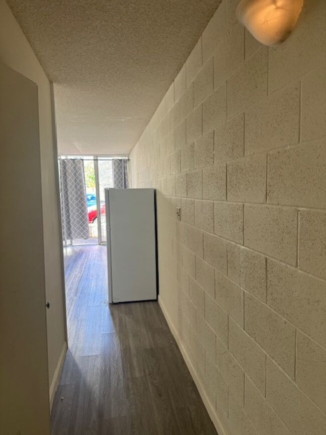 Photo - Likini West Studio Unit. Salt Lake Neighbo...