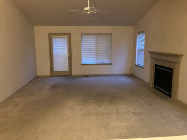 Photo - 7100 Willow Pl Unit 3