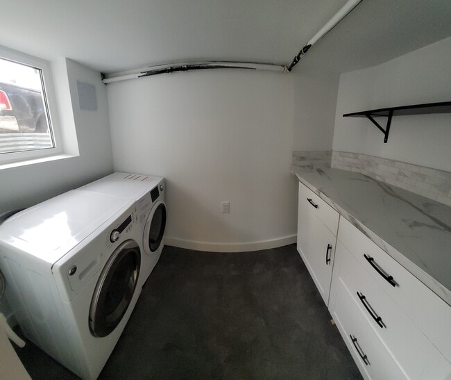 Photo - 103 Campbell Av Unit Basement apartment