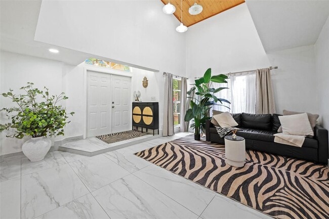 Building Photo - 5239 SW 153rd Ave