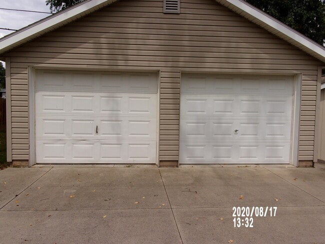 Photo - 1413 ANDERSON