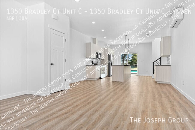 Photo - 1350 Bradley Ct